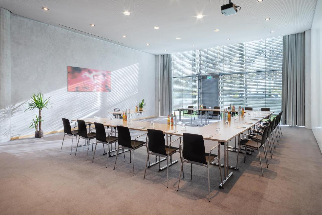 Hotel Innside By Melia Parkstadt Schwabing 4*