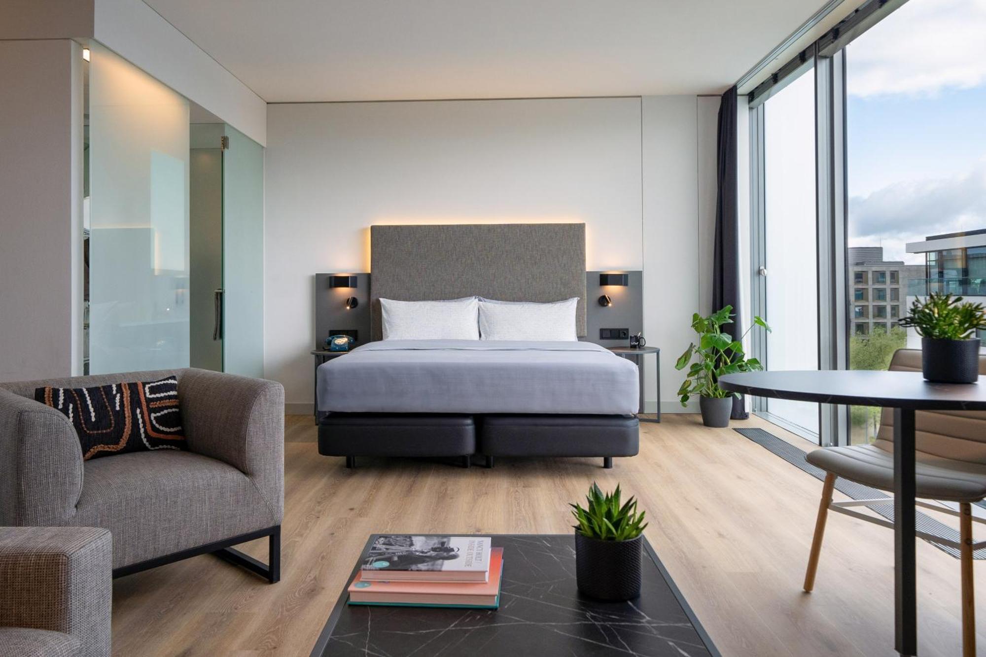Hotel Innside By Melia Parkstadt Schwabing 4*